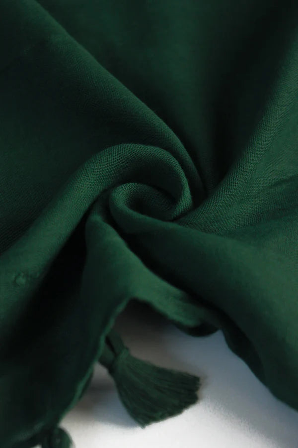 Plain Viscose Hijab with Tassels – Emerald Green